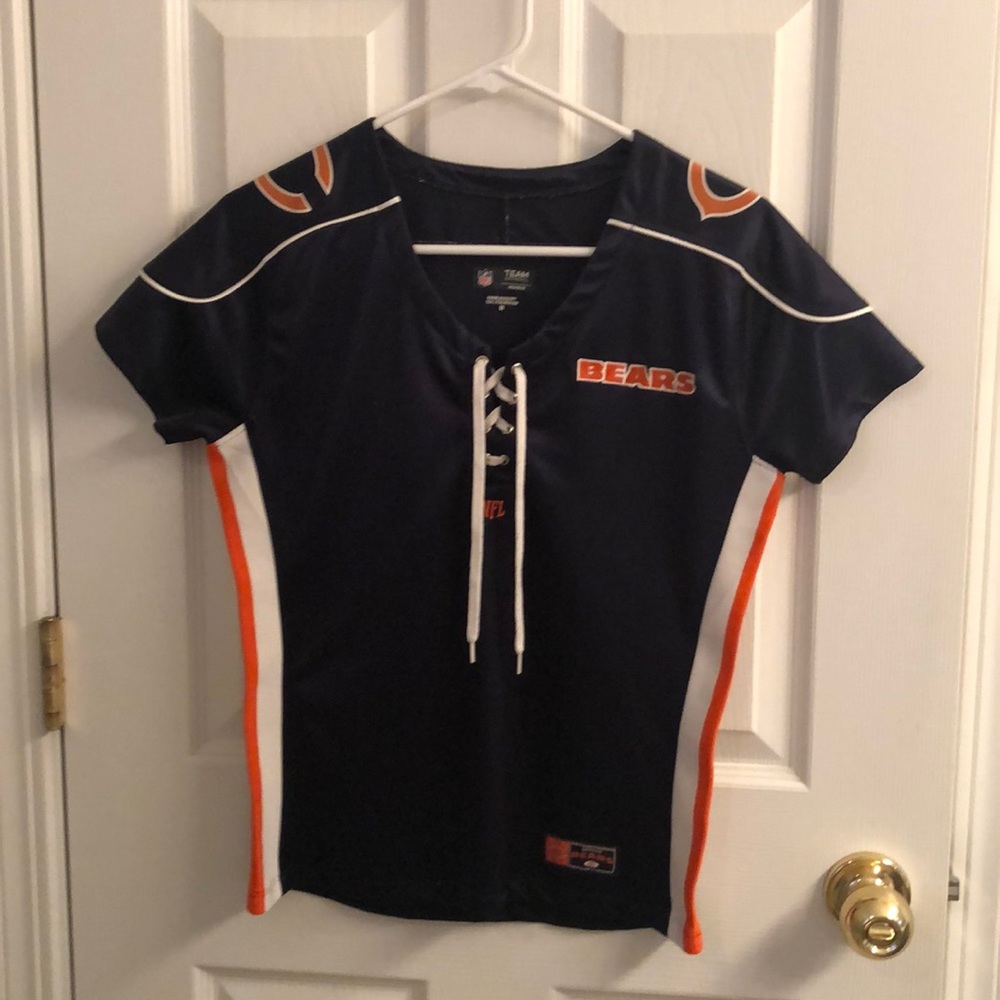 Women’s Bears lace up